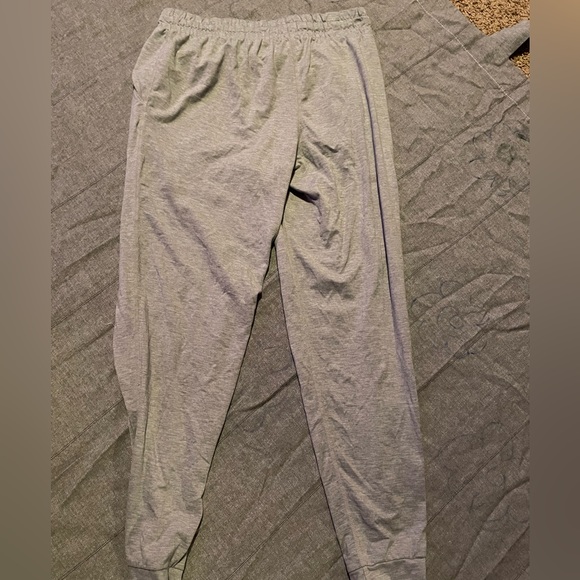 Soft joggers - Picture 2 of 3